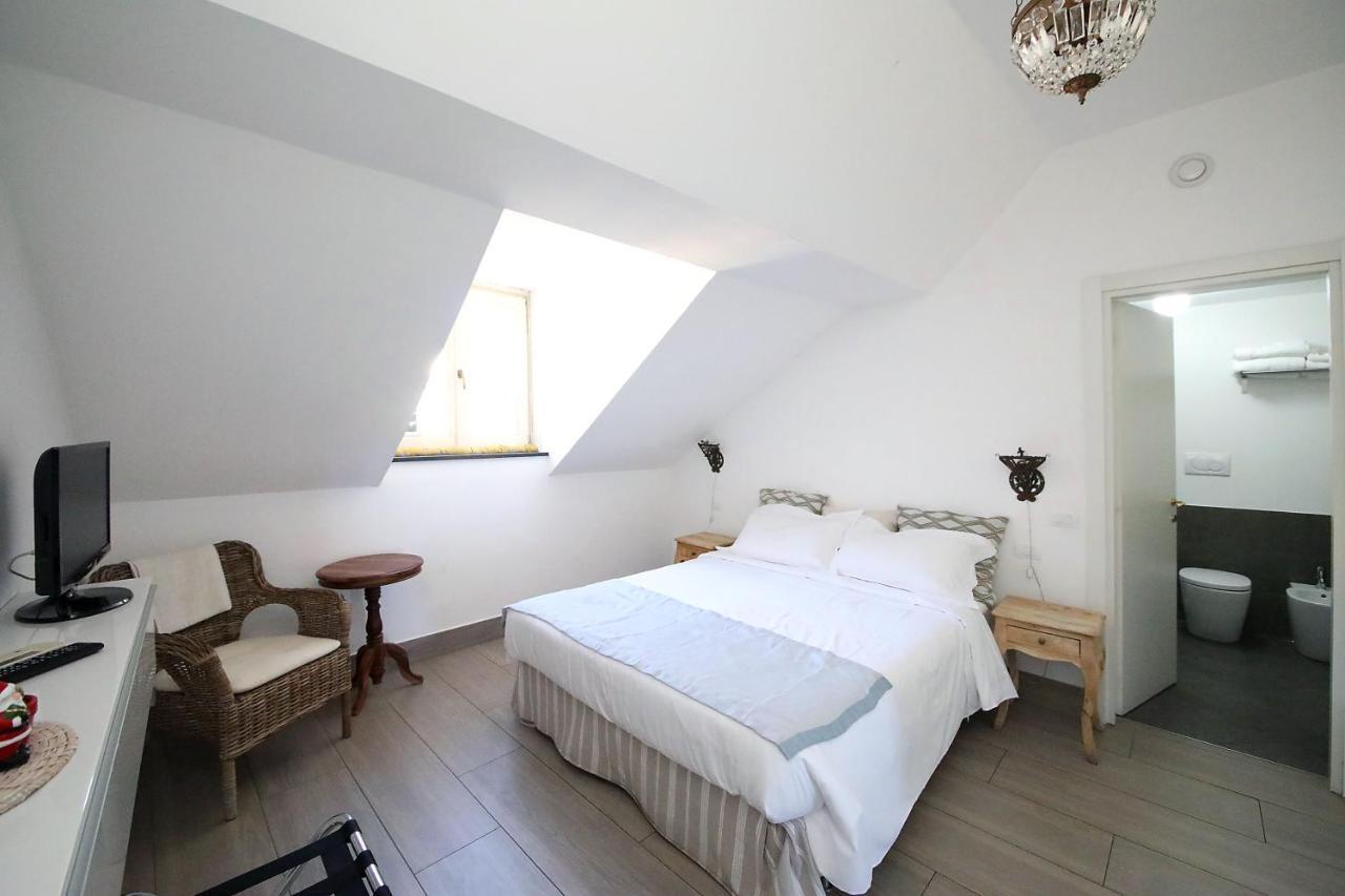 La Superba Rooms & Breakfast Генуя Екстер'єр фото