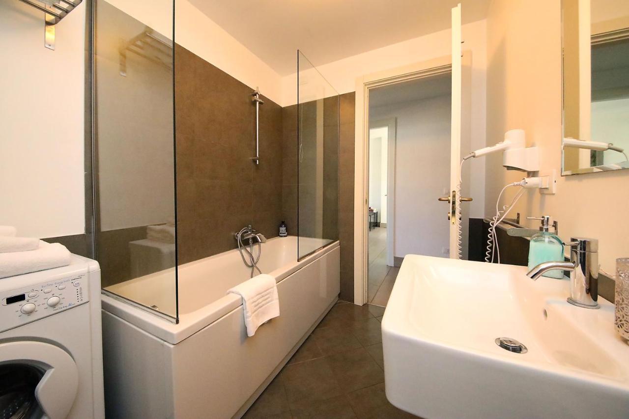 La Superba Rooms & Breakfast Генуя Екстер'єр фото
